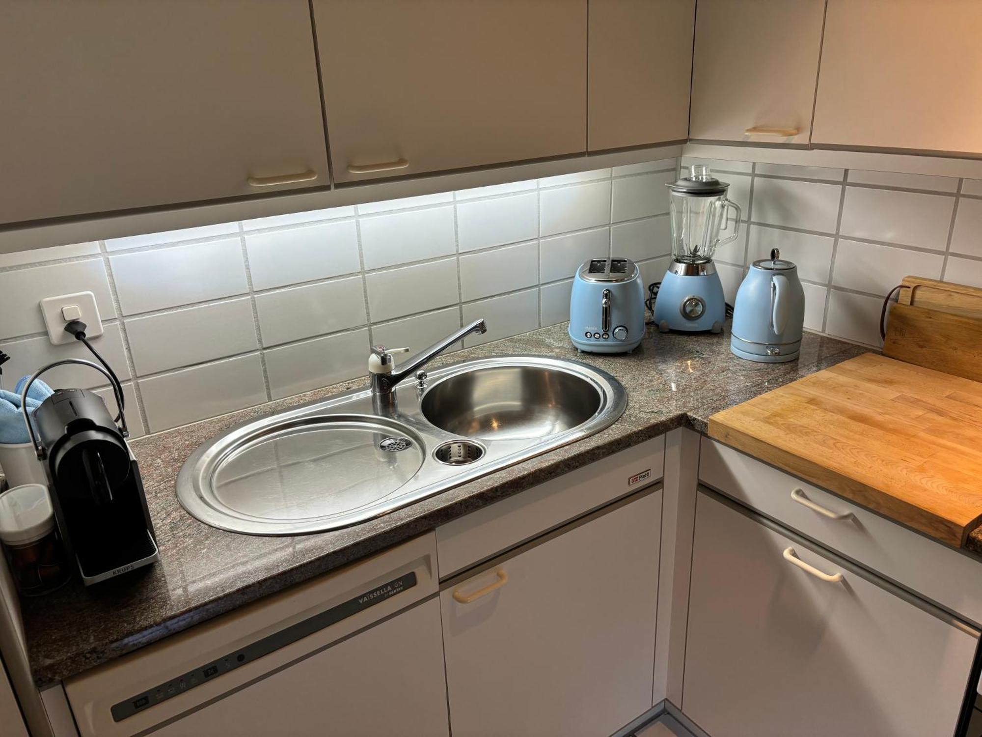 Lake Park Apartment Интерлакен Екстериор снимка