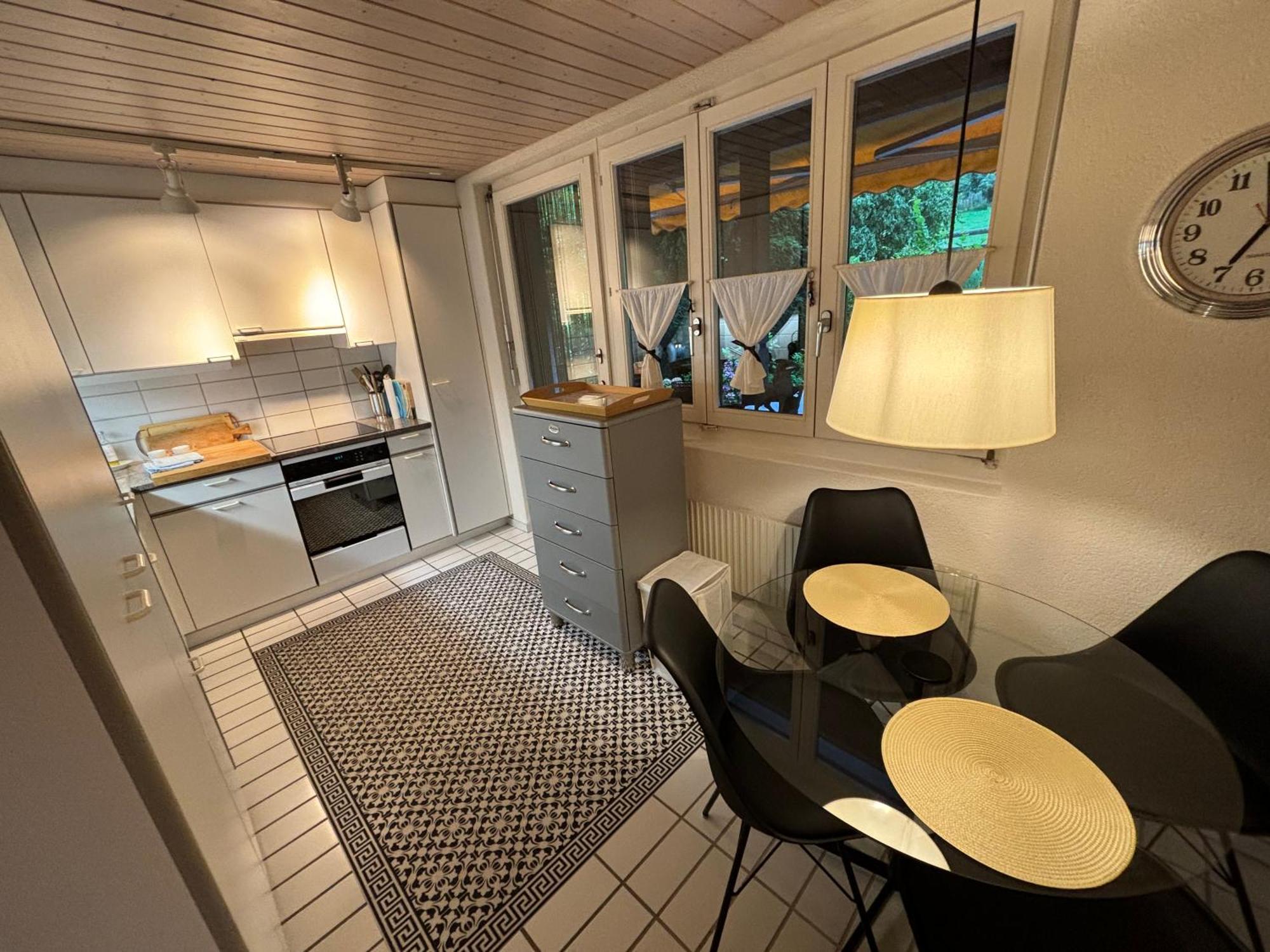 Lake Park Apartment Интерлакен Екстериор снимка